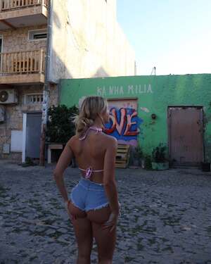 Original 1080 px/ 1350 px