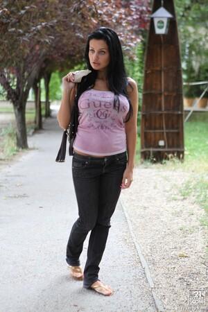 Original 3744 px/ 5616 px