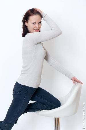 Original 854 px/ 1280 px