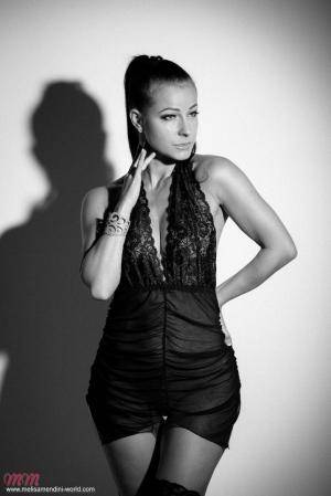 Original 854 px/ 1280 px