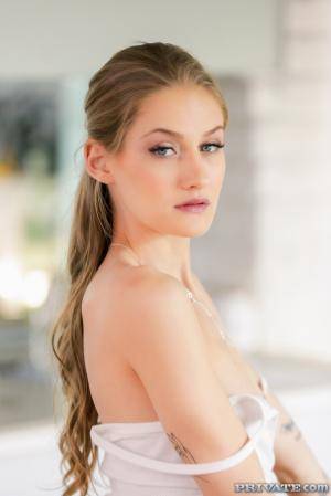 Original 1067 px/ 1600 px