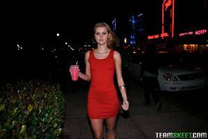 Original 1048 px/ 699 px