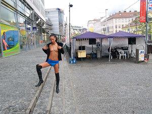 Original 1024 px/ 768 px