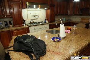 Original 2000 px/ 1333 px