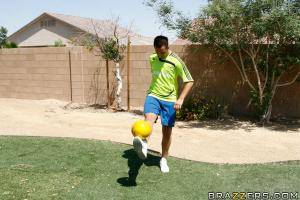 Original 900 px/ 600 px