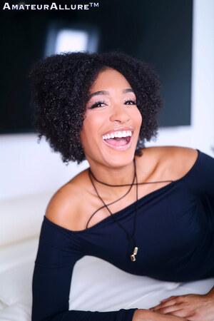 Original 2560 px/ 3840 px