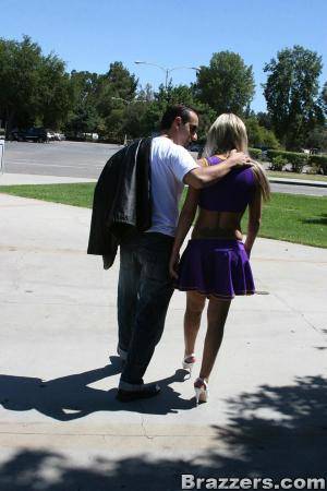 Original 600 px/ 900 px