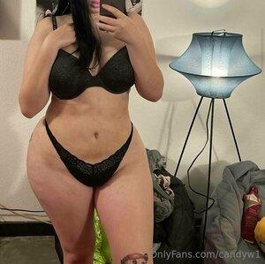 Original 828 px/ 826 px