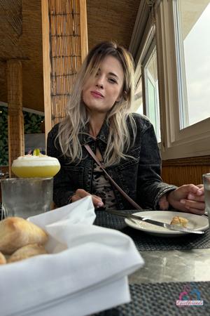 Original 2000 px/ 3000 px