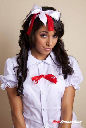 Original 683 px/ 1024 px