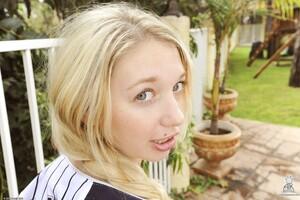 Original 1600 px/ 1064 px