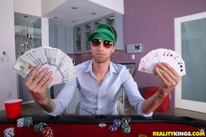 Original 3840 px/ 2560 px