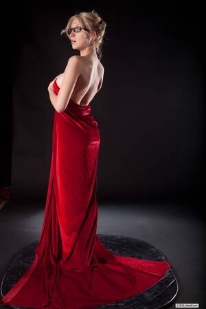 Original 3744 px/ 5616 px