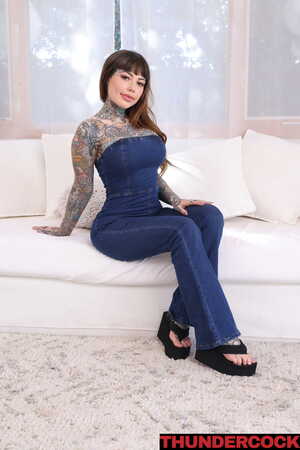 Original 1667 px/ 2500 px