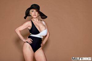 Original 2999 px/ 2000 px