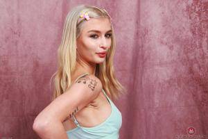 Original 3000 px/ 2001 px