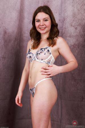 Original 2001 px/ 3000 px