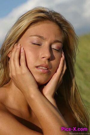 Original 849 px/ 1280 px