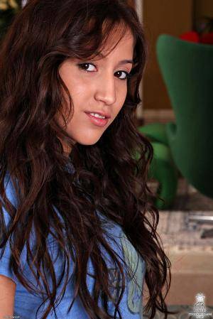 Original 1068 px/ 1600 px