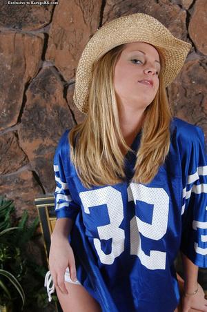 Original 680 px/ 1024 px