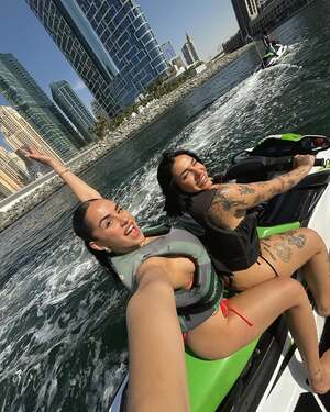 Original 640 px/ 800 px