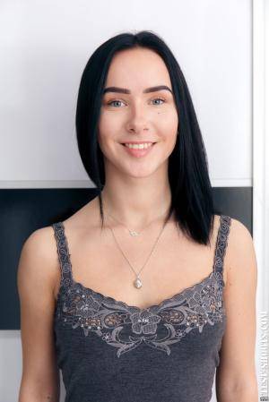 Original 854 px/ 1280 px