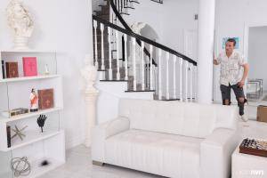 Original 8192 px/ 5464 px