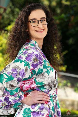 Original 854 px/ 1280 px