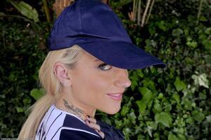 Original 1154 px/ 768 px