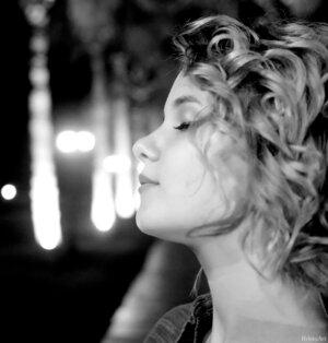 Original 3056 px/ 3200 px