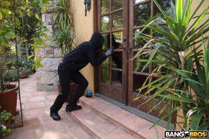 Original 2000 px/ 1333 px