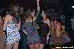 Original 900 px/ 602 px