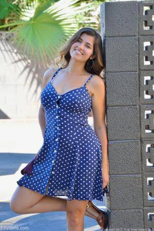 Original 852 px/ 1280 px