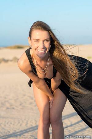 Original 1067 px/ 1600 px