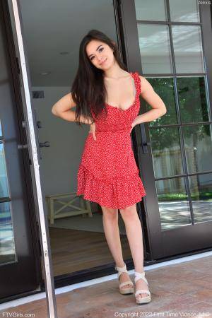 Original 3280 px/ 4928 px