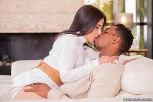 Original 1600 px/ 1067 px