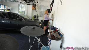 Original 3840 px/ 2159 px