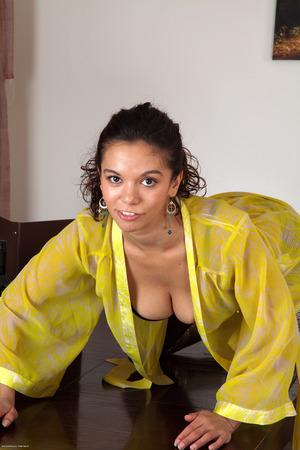 Original 2000 px/ 3000 px