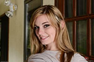 Original 3000 px/ 2000 px