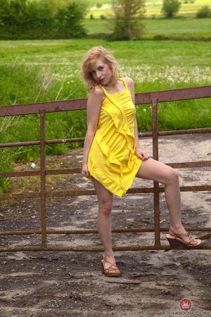 Original 2000 px/ 3000 px