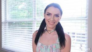 Original 2600 px/ 1462 px