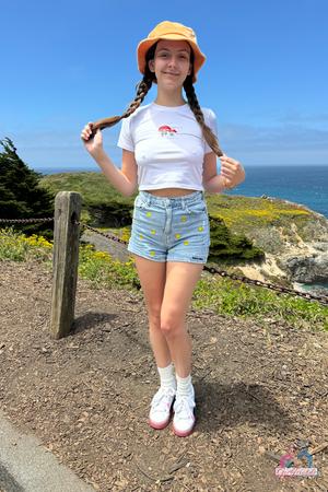 Original 2000 px/ 3000 px