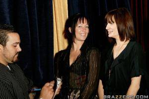 Original 900 px/ 599 px