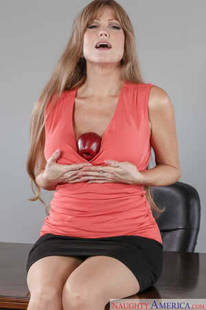 Original 1667 px/ 2500 px