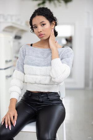 Original 5464 px/ 8192 px