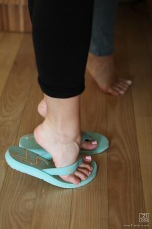 Original 853 px/ 1280 px