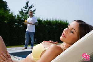 Original 1600 px/ 1067 px