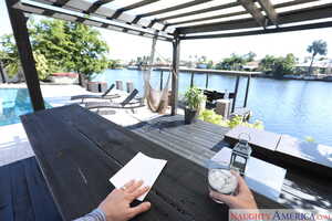 Original 2500 px/ 1667 px