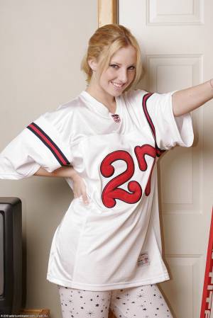 Original 1067 px/ 1600 px