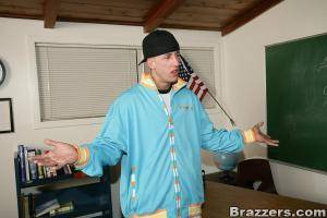 Original 900 px/ 600 px